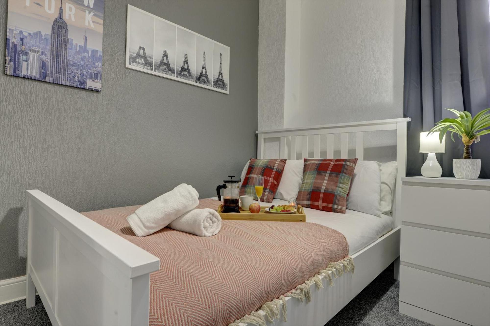 Villa Modern 2Br Gem I Free Parking I Sleeps 5 Coventry Exterior foto